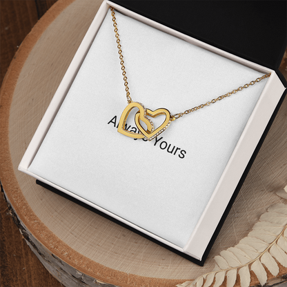 Interlocked Hearts Necklace - Golden Jewel